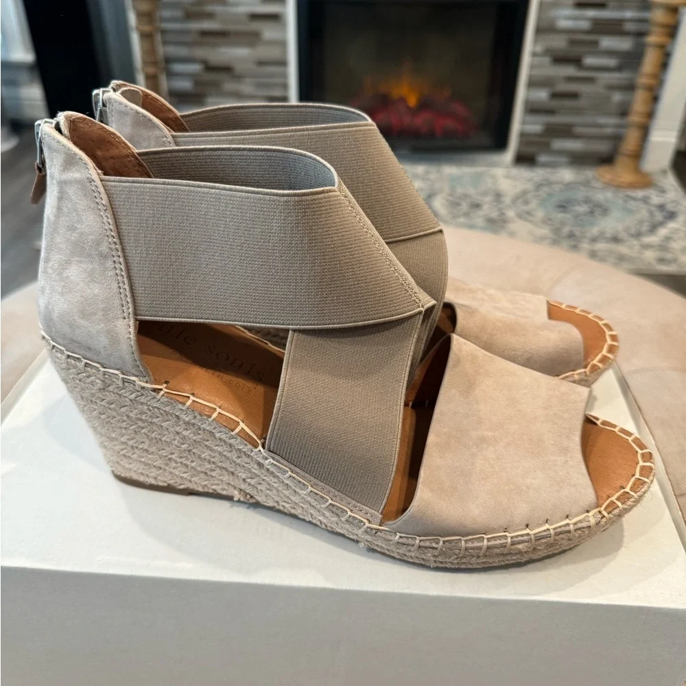 Gentle Souls by Kenneth Cole Colleen Espadrille - Picture 3 of 10